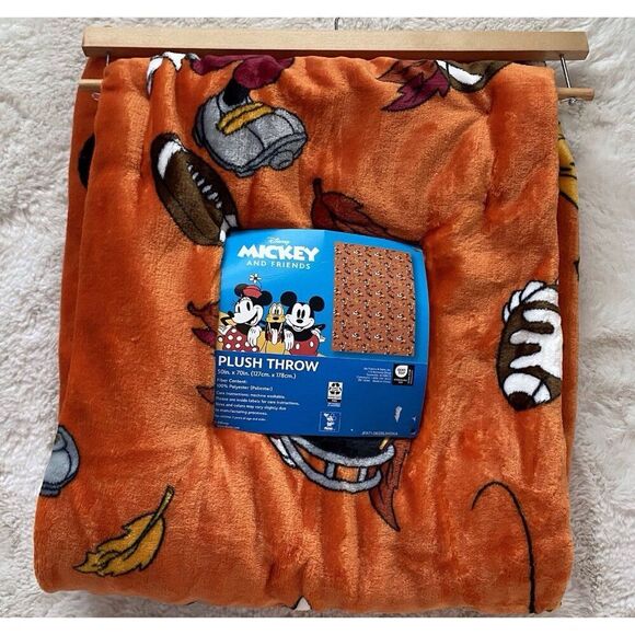 Disney Mickey Mouse & Friends Football Fall Throw Blanket 50”x70” Donald Pluto - Picture 8 of 14